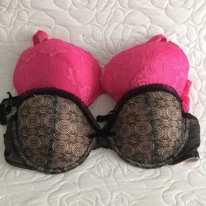 ⬇️44% Set of beautiful bras